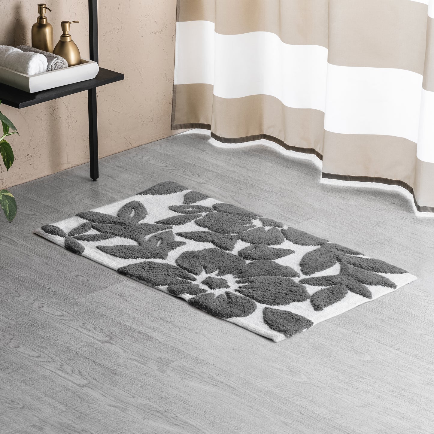 Burlington Leaf Bath Mat - 21"x34"