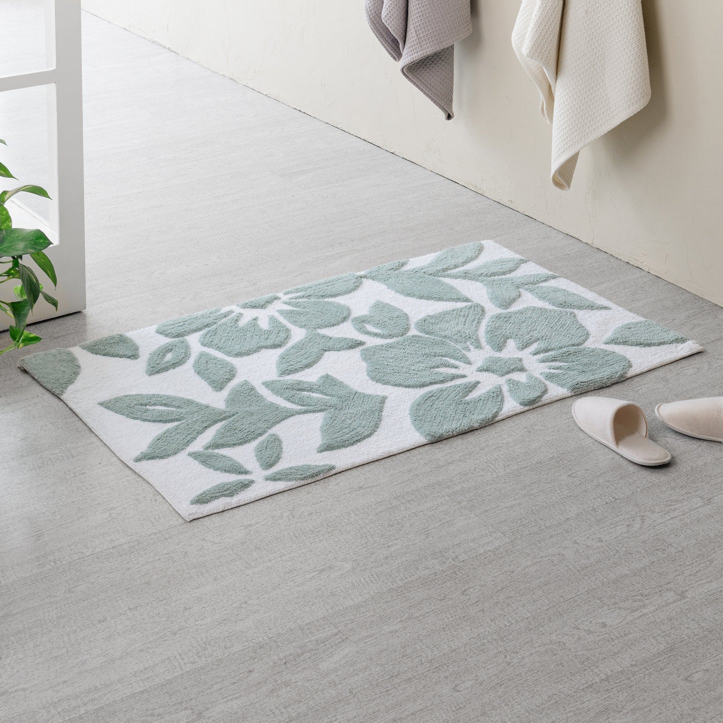 Burlington Leaf Bath Mat - 30"x50"
