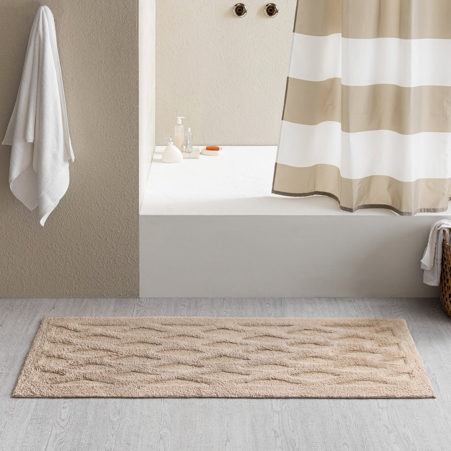 beige