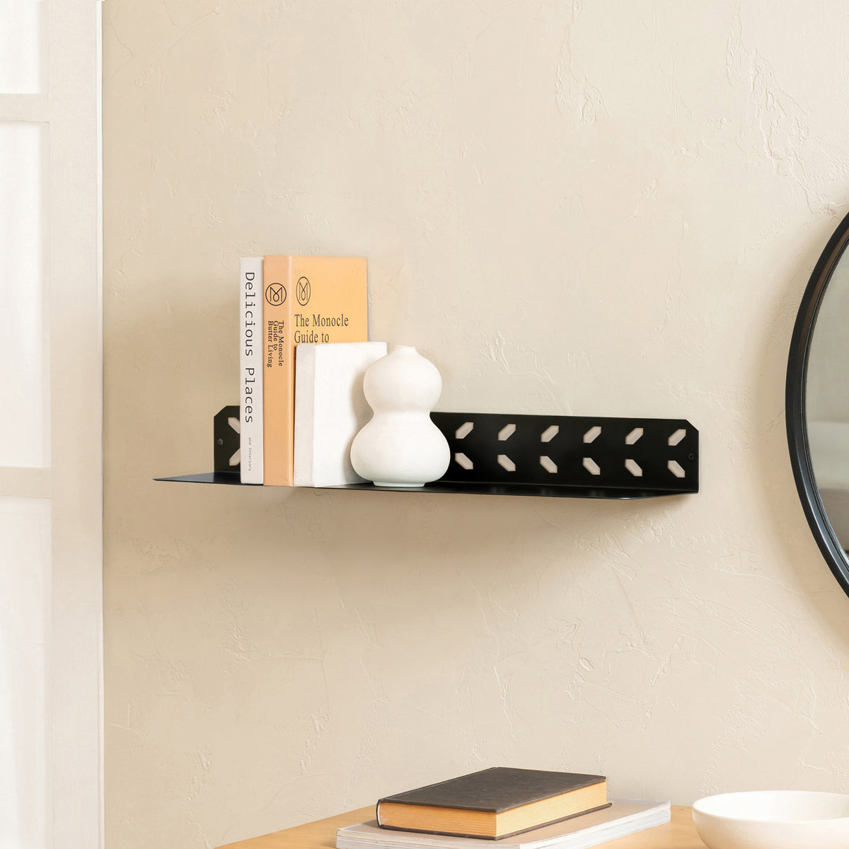 Ola Wall Mounted Shelf - Small - Black