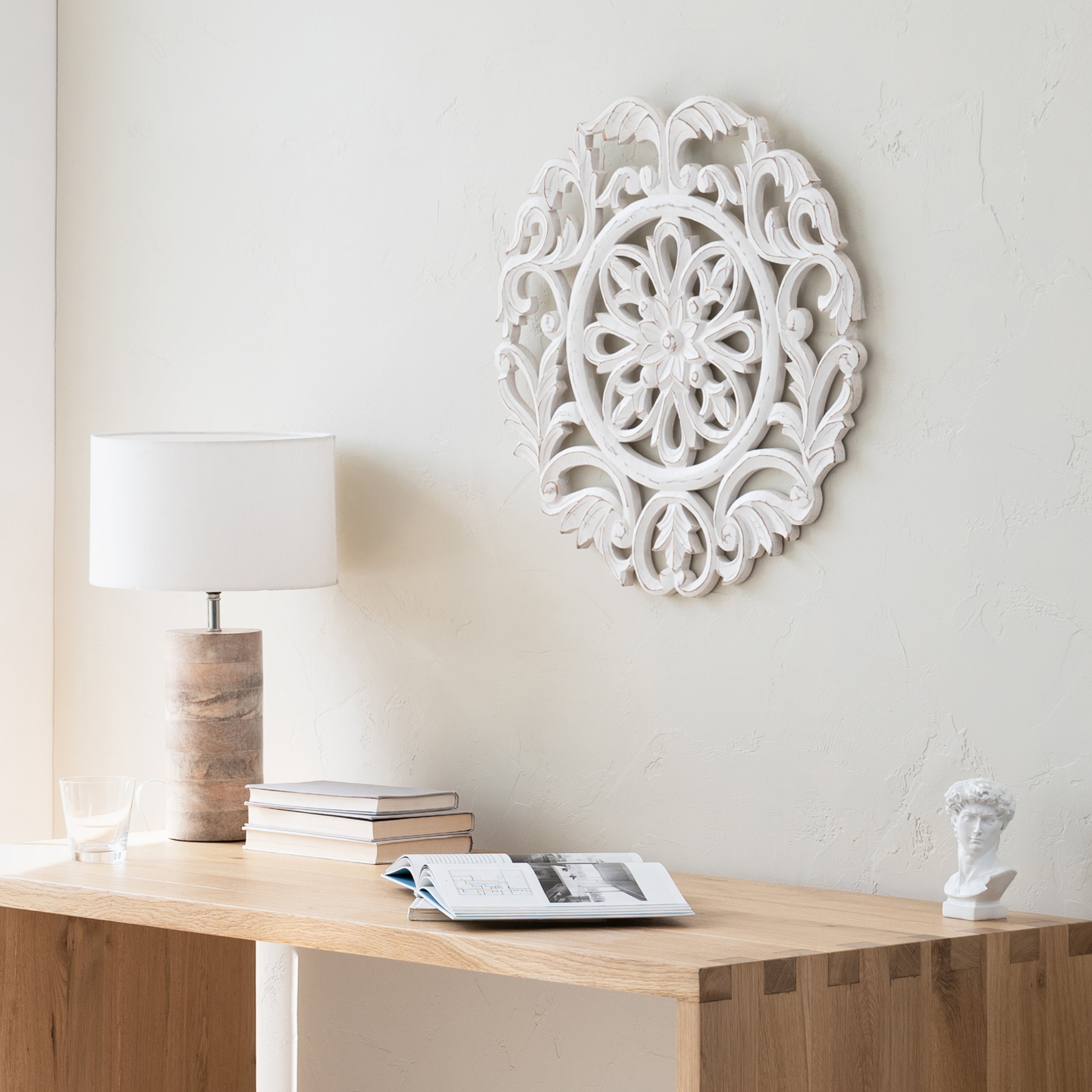 Lassi White Wall Medallion