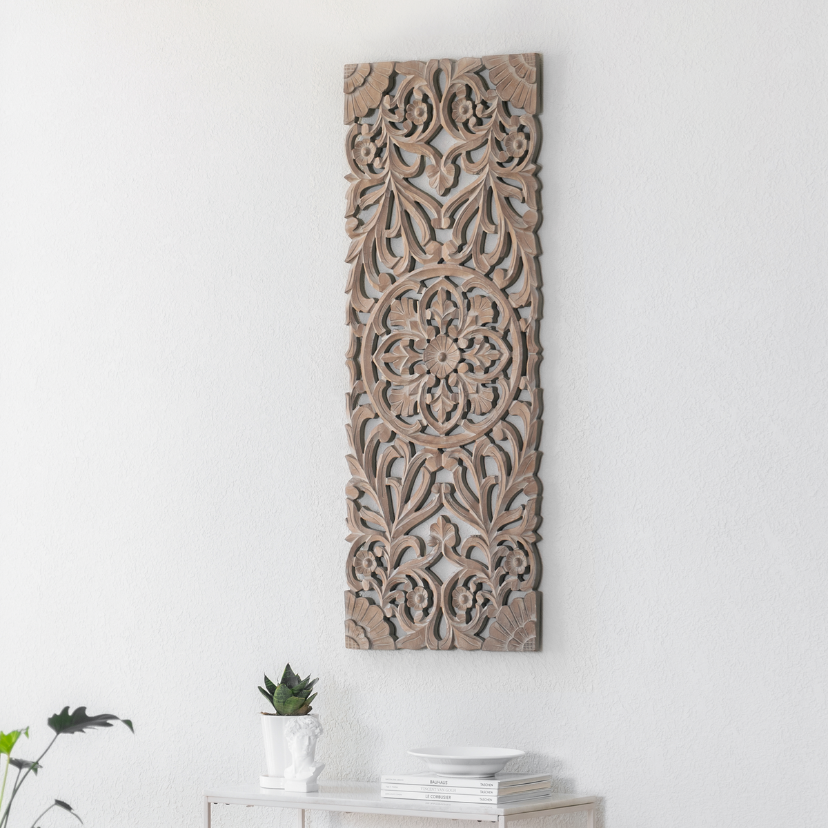Malito Wall Medallion - Brown Wash