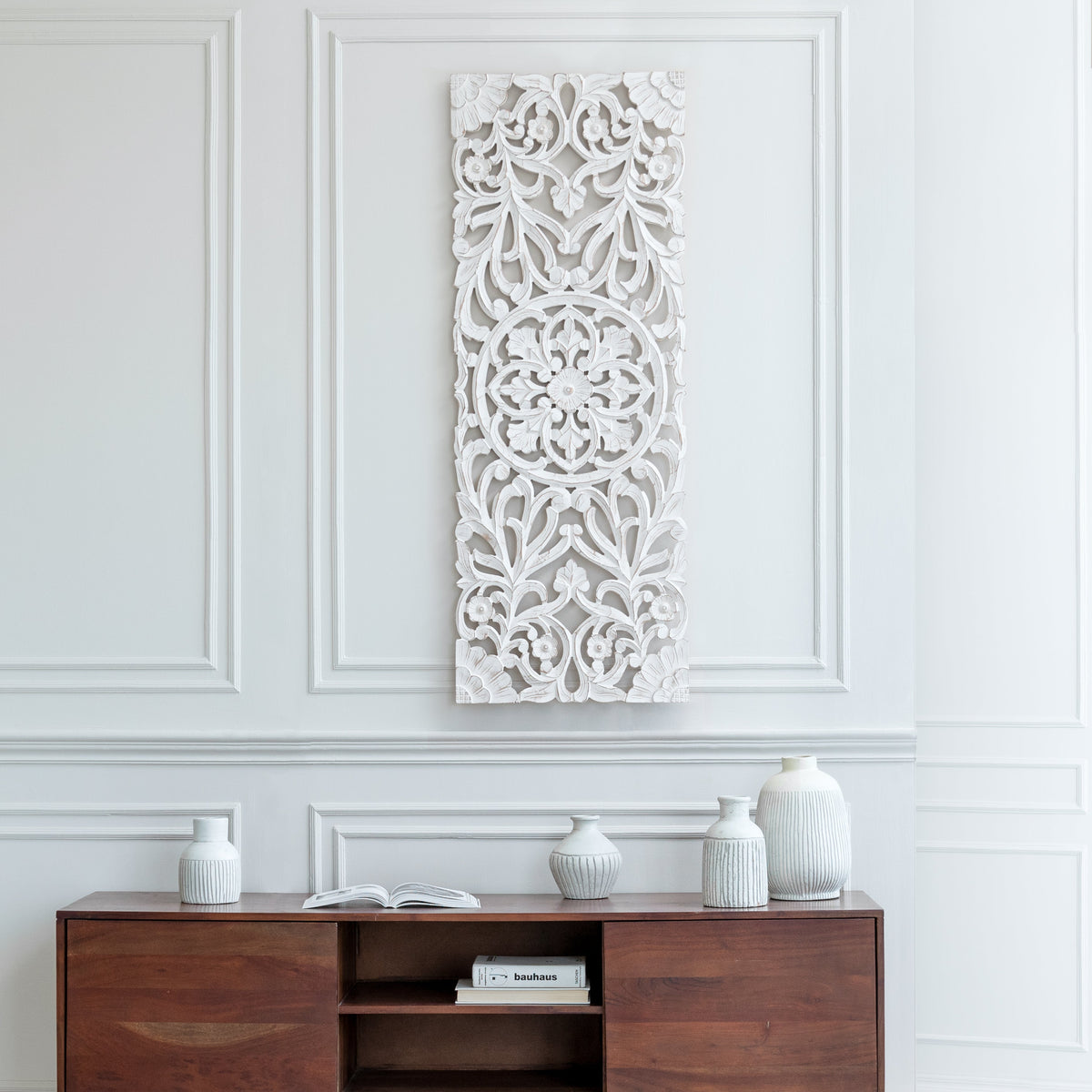 Malito Wall Medallion - White